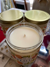 Load image into Gallery viewer, Shine Peach 13 oz Soy Candle